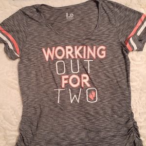 LE Maternity Workout Tee